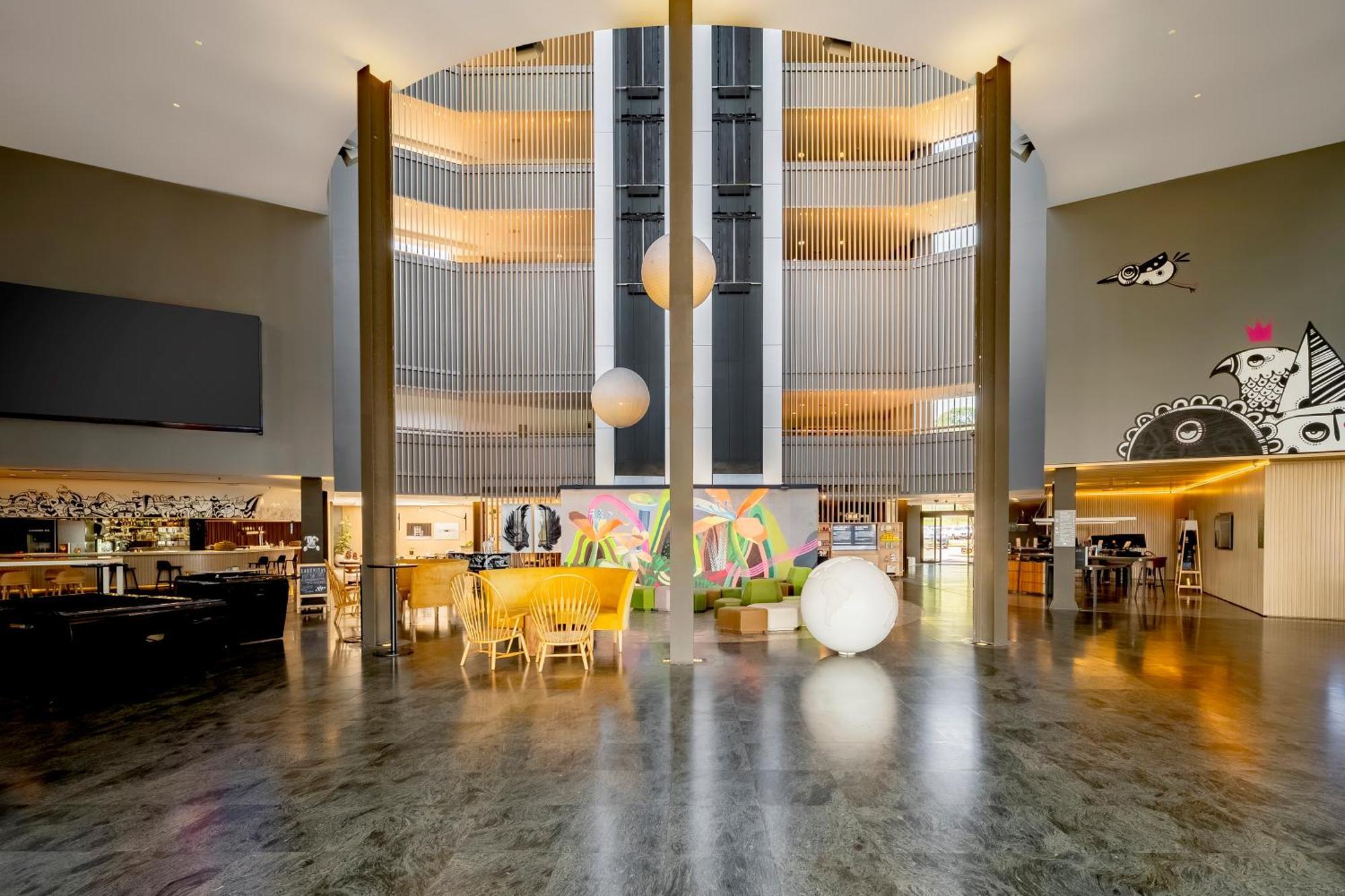 Pullman Sp Airport Hotel 5*