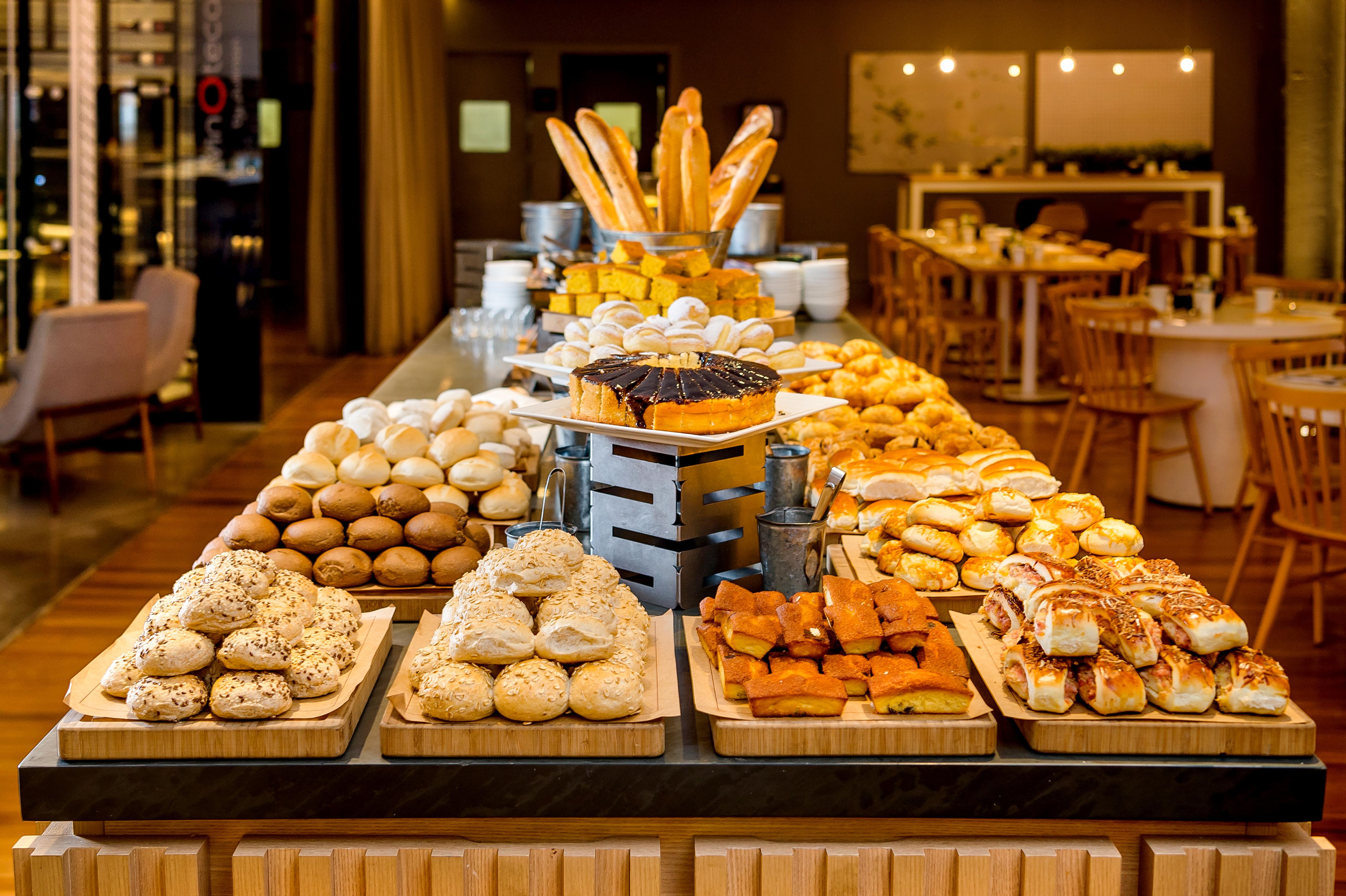 Pullman Sp Airport Hotel 5*