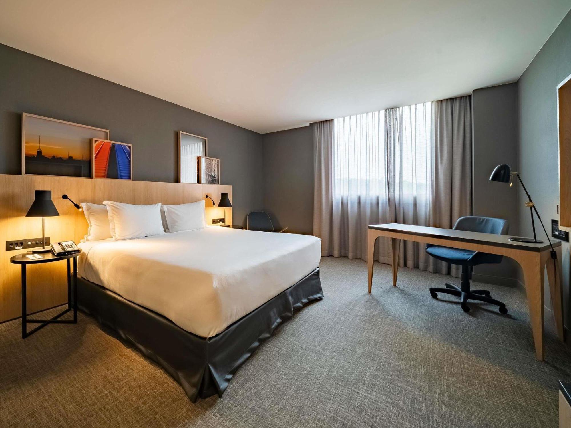 Hotel Pullman Sp Airport 5*