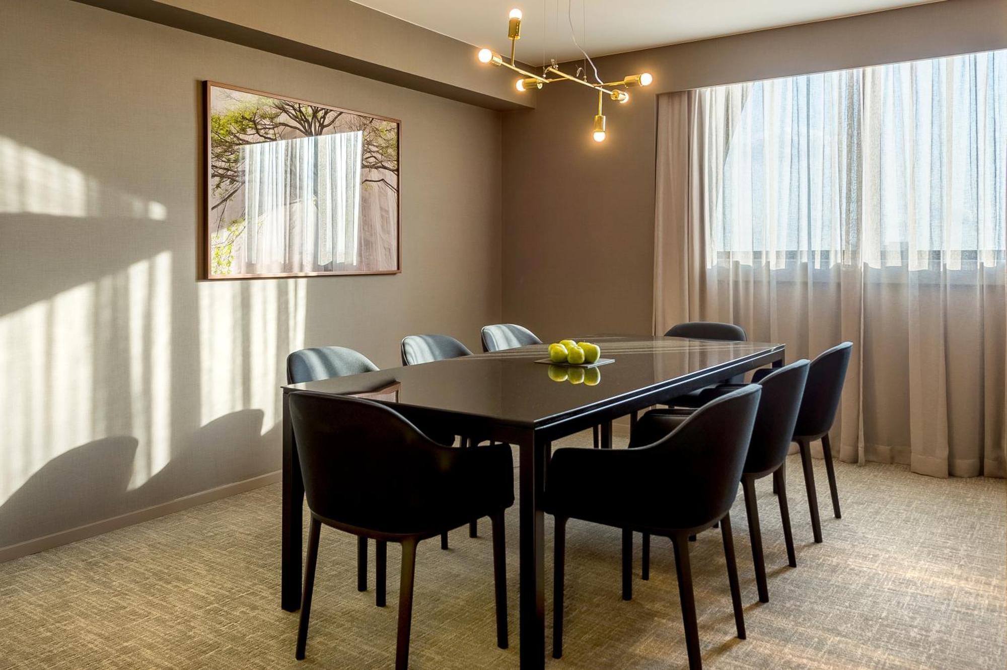 Pullman Sao Paulo Airport Hotel 5*
